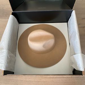 Gigi Pip Emma fedora hat, boxed, excellent condition and great deal.